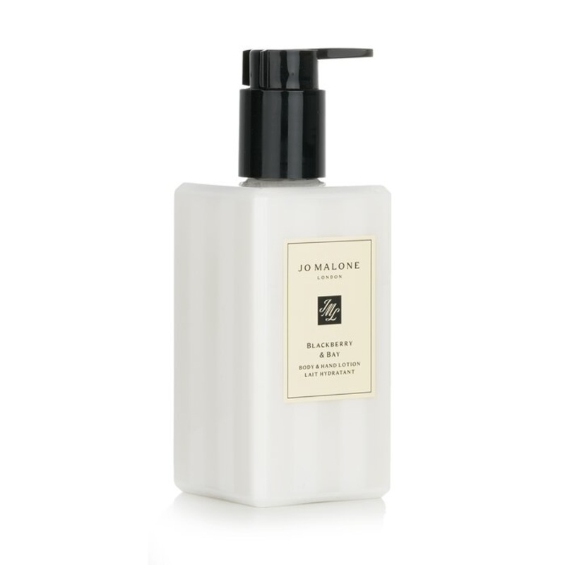 Blackberry & Bay Body & Hand Lotion Size: 250ml/8.5oz Weight: 0.31KG